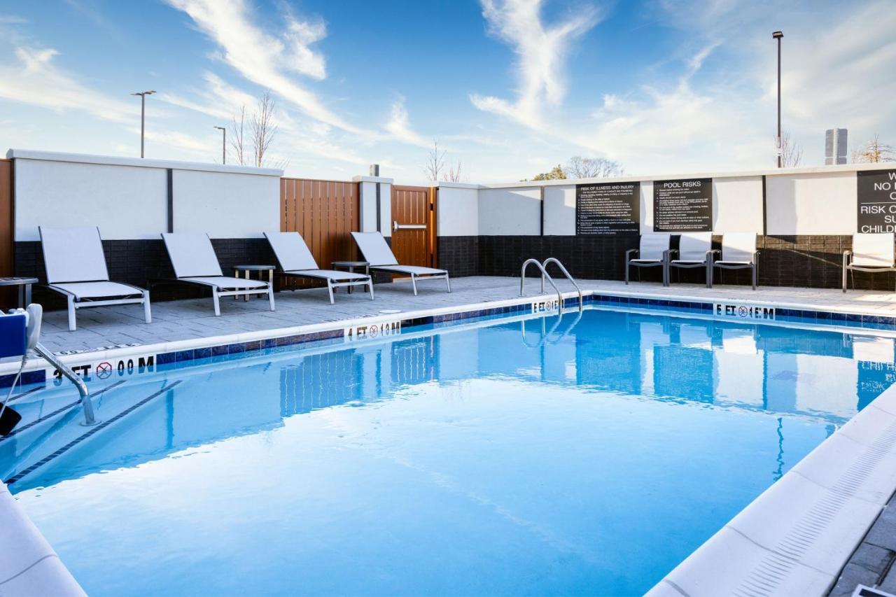 Towneplace Suites By Marriott Canton Riverstone Parkway Esterno foto